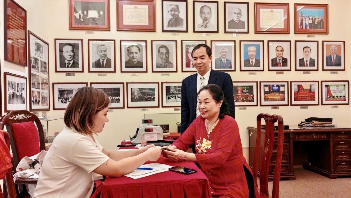 Lan tỏa tinh thần “Đoàn kết - Nhân ái - Sẻ chia” ở phường Tây Hồ