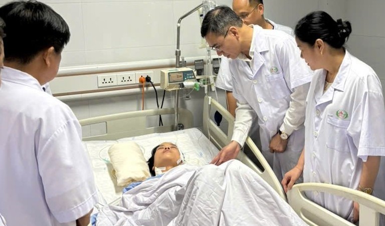 Cần "lá chắn" cho đội ngũ mang sứ mệnh cứu người!