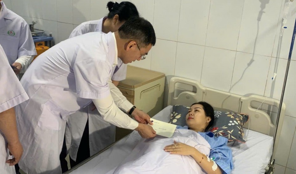 Bộ Y tế biểu dương tập thể, cá nhân Bệnh viện Sản Nhi Nghệ An vì hành động dũng cảm, nhân văn