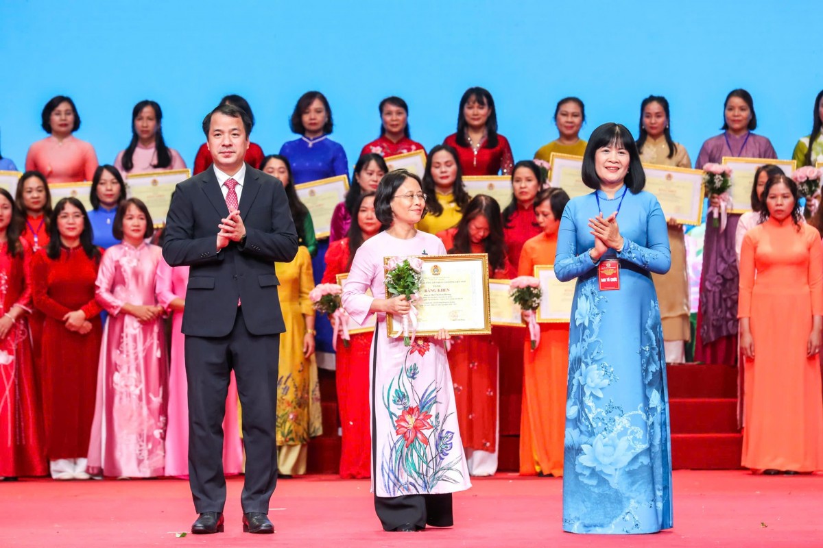 Nữ lãnh đạo bản lĩnh, sáng tạo và đầy nhiệt huyết của ngành dầu khí