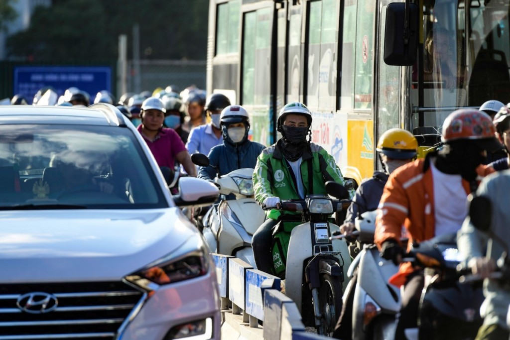 Dự báo thời tiết Hà Nội ngày 25/10: Gió Đông Bắc cấp 2-3, trời lạnh