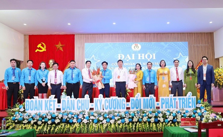 Đại hội Công đoàn xã Xuân Mai nhiệm kỳ 2025-2030: Dấu ấn đổi mới và phát triển Đại hội Công đoàn xã Xuân Mai nhiệm kỳ 2025-2030: Dấu ấn đổi mới và phát triển