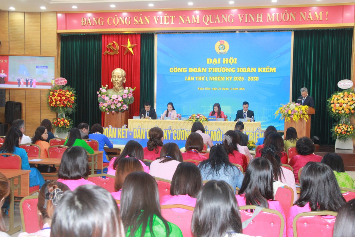 Xây dựng Công đoàn phường Hoàn Kiếm vững mạnh toàn diện