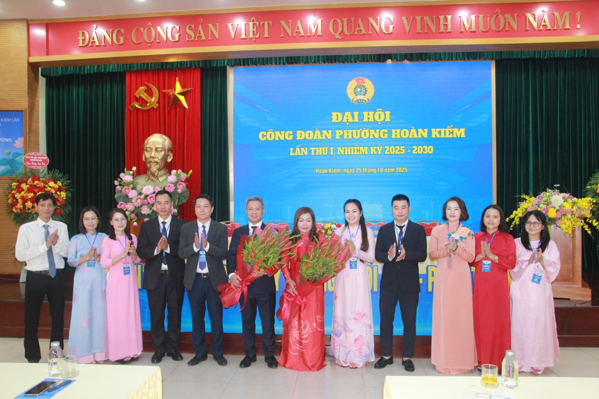 Xây dựng Công đoàn phường Hoàn Kiếm vững mạnh toàn diện