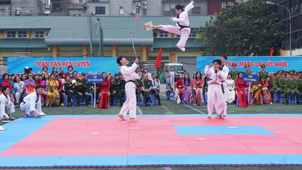 Phường Hồng Hà khai mạc Đại hội thể dục thể thao lần thứ nhất - năm 2025 Phường Hồng Hà khai mạc Đại hội thể dục thể thao lần thứ nhất - năm 2025