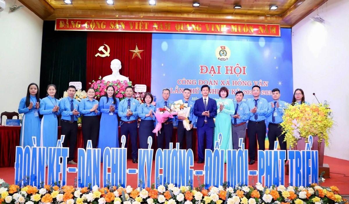 Công đoàn xã Hồng Vân nhiệm kỳ 2025 - 2030 với khí thế mới, quyết tâm mới