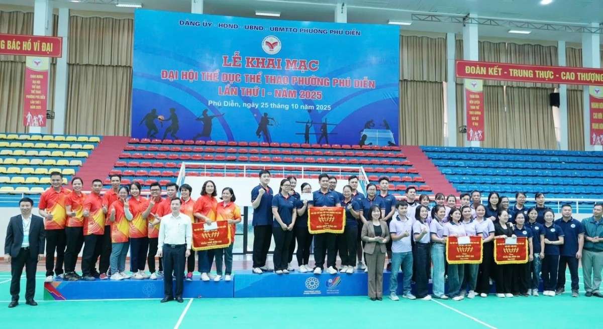 Đại hội TDTT phường Phú Diễn: Ngày hội của sức trẻ và đoàn kết