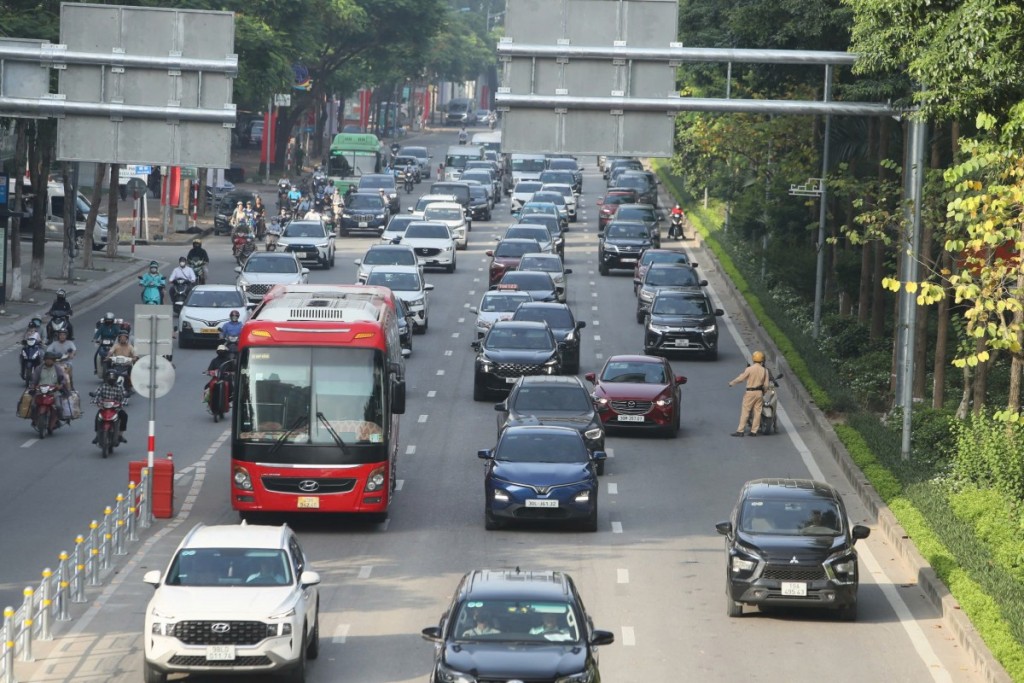 Dự báo thời tiết Hà Nội ngày 26/10: Đêm và sáng trời lạnh