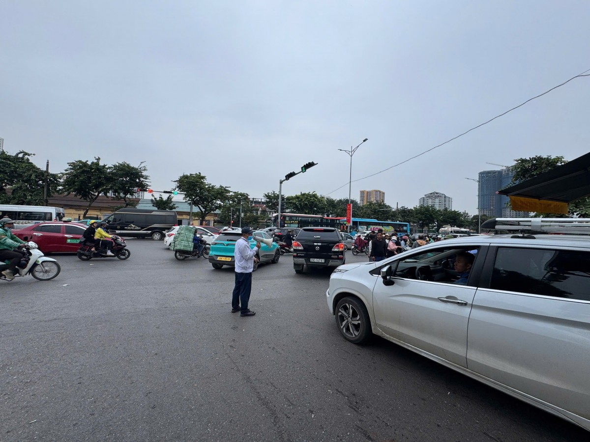 Tổ chức lại giao thông tại Bến xe Giáp Bát, nỗ lực xoá “điểm nóng” ùn tắc