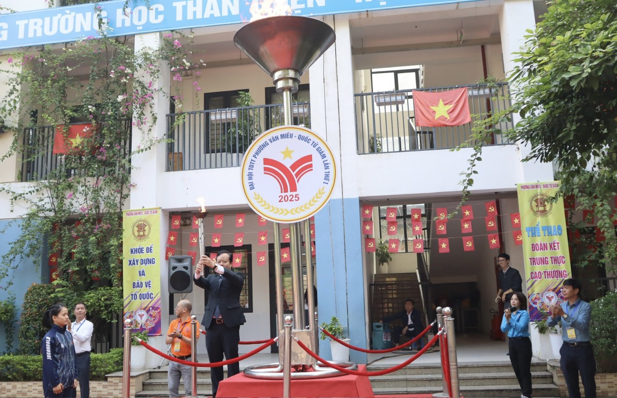 Gần 600 vận động viên tham gia Đại hội Thể dục Thể thao phường Văn Miếu - Quốc Tử Giám lần thứ I năm 2025 Gần 600 vận động viên tham gia Đại hội Thể dục Thể thao phường Văn Miếu - Quốc Tử Giám lần thứ I năm 2025