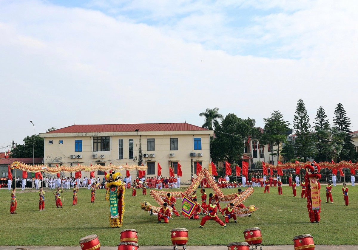 Gần 1.000 vận động viên tham gia Đại hội Thể dục Thể thao xã Xuân Mai