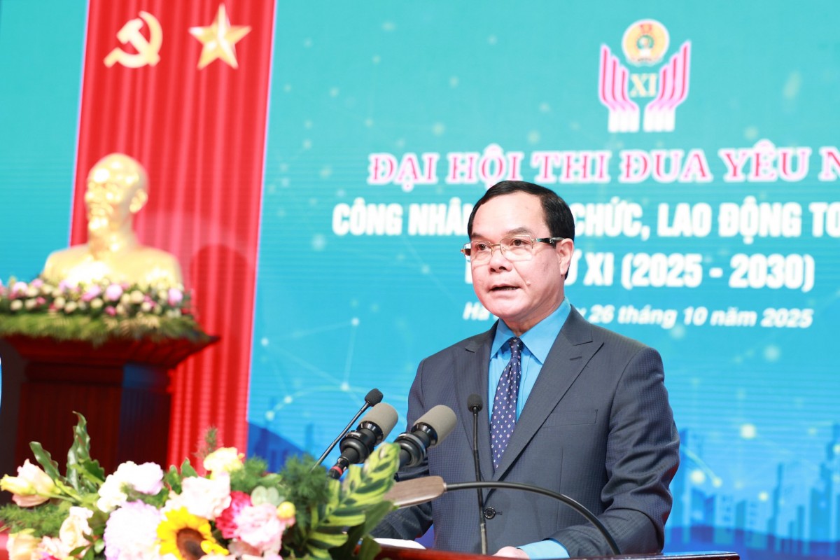 Khơi dậy, cổ vũ đội ngũ công nhân, lao động khẳng định vai trò tiên phong trong kỷ nguyên mới Khơi dậy, cổ vũ đội ngũ công nhân, lao động khẳng định vai trò tiên phong trong kỷ nguyên mới