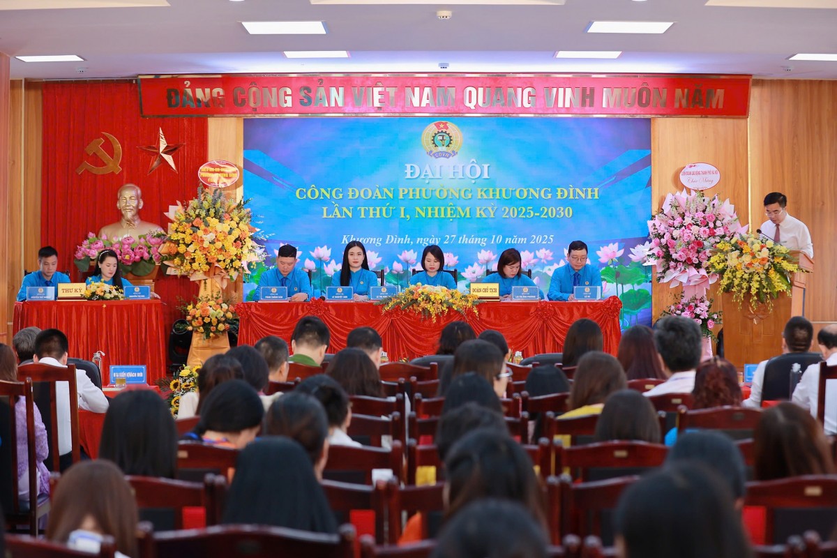 Nhấn vào ảnh để phóng to Xây dựng Công đoàn phường Khương Đình phát triển vững mạnh,