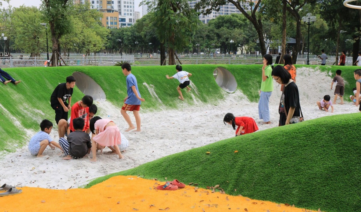 Công viên Cầu Giấy khang trang sau cải tạo: Niềm vui mới của người dân Thủ đô