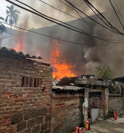 Công an điều tra vụ cháy nhà trong ngõ ở Tây Mỗ khiến 1 người cao tuổi tử vong