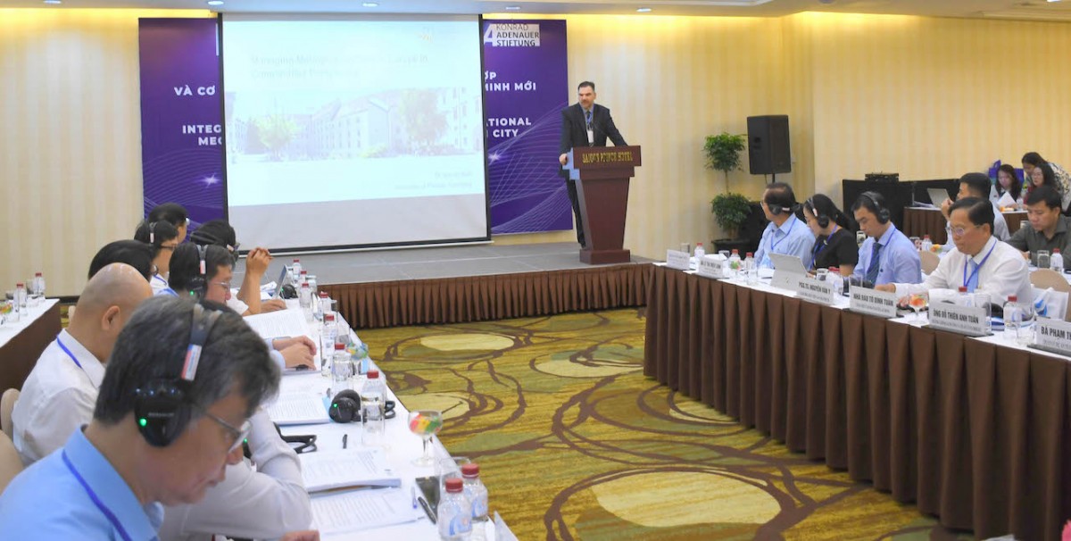 Tìm Cơ Chế Vận Hành Đột Phá Cho Tp.hcm Trong Giai Đoạn Mới