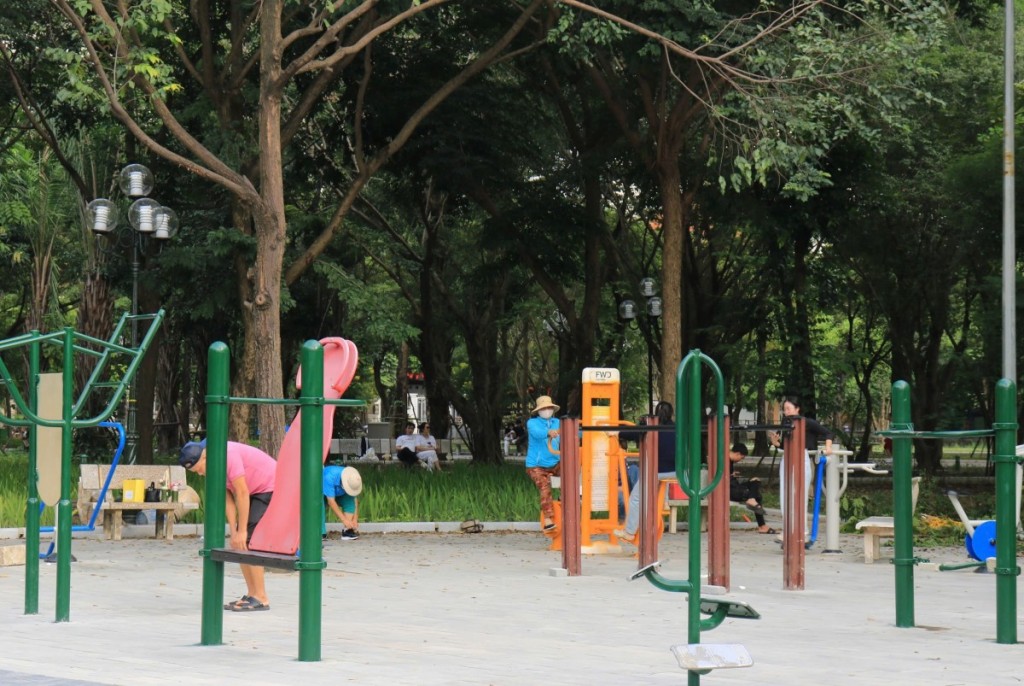 Công viên Cầu Giấy khang trang sau cải tạo: Niềm vui mới của người dân Thủ đô