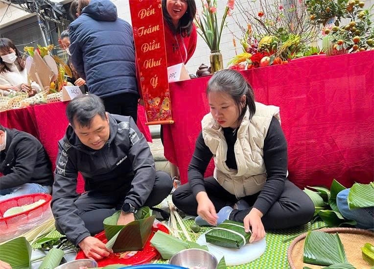 Đồng hành cùng doanh nghiệp, phát triển vững mạnh tổ chức Công đoàn