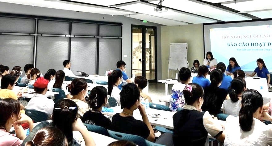 Đồng hành cùng doanh nghiệp, phát triển vững mạnh tổ chức Công đoàn