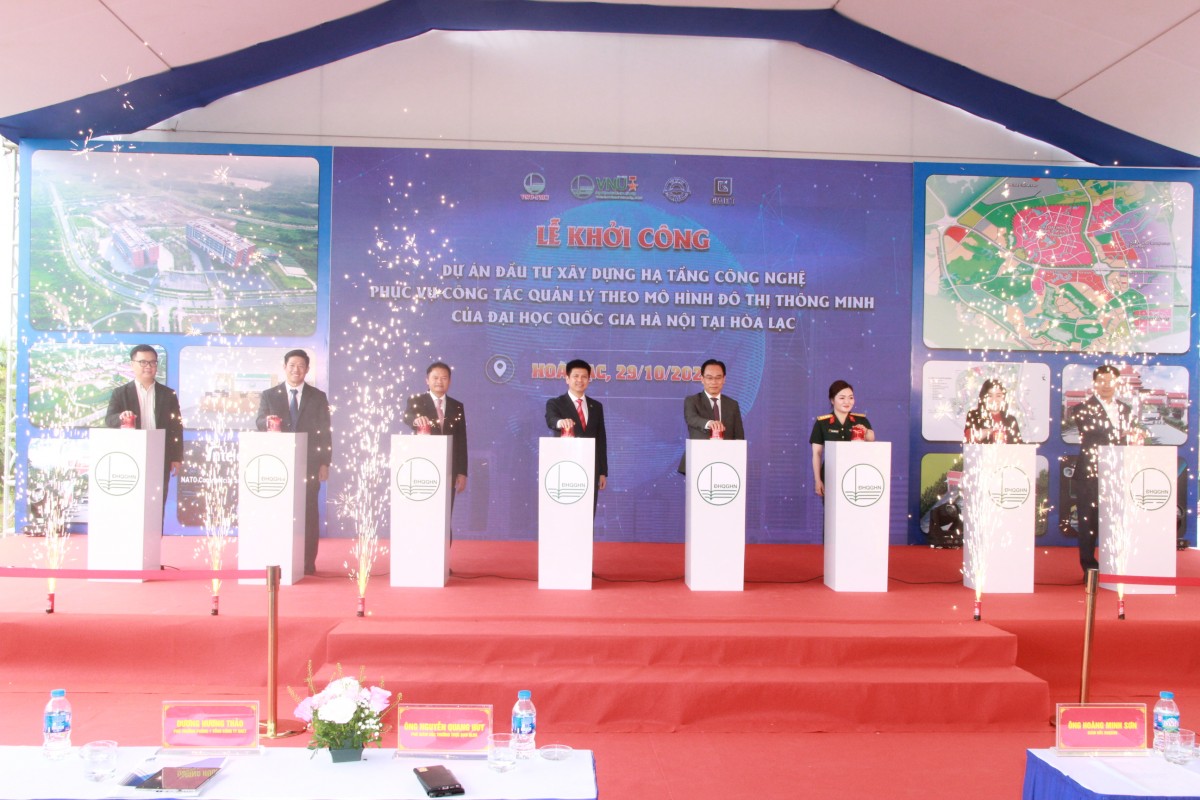 Đại học Quốc gia Hà Nội khởi công Dự án Đầu tư xây dựng hạ tầng công nghệ theo mô hình đô thị thông minh