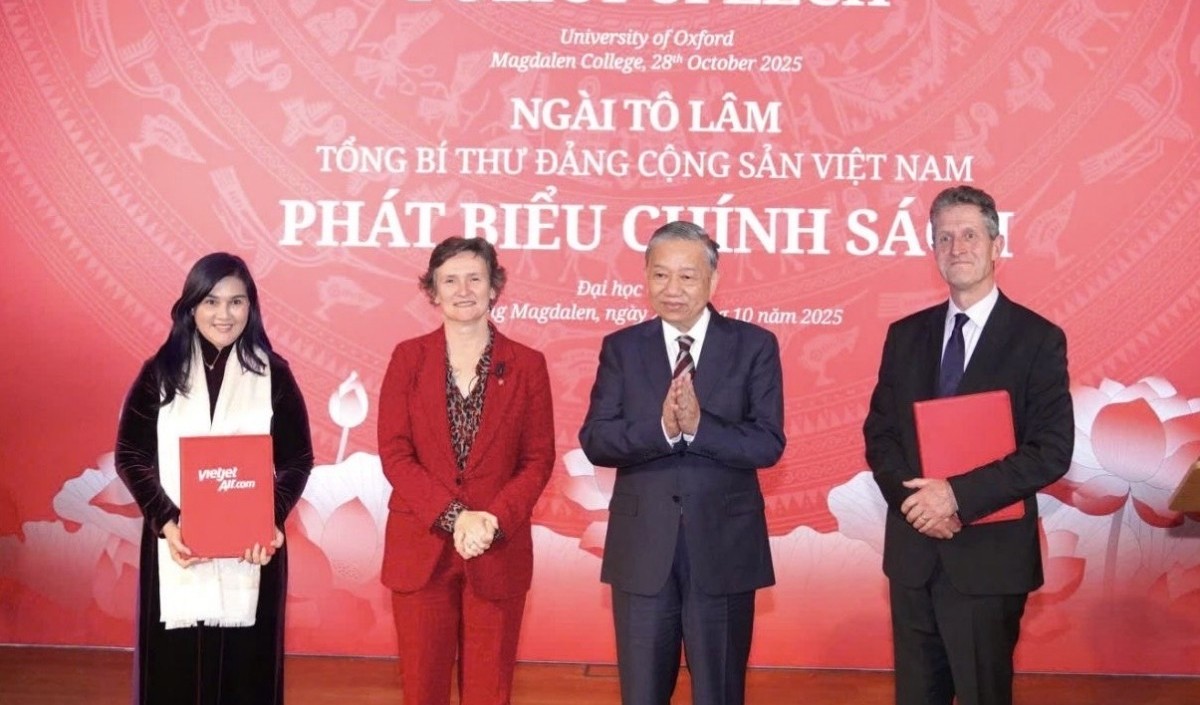 Vietjet và Đại học Oxford công bố kết quả nghiên cứu giải pháp Net Zero cho hàng không toàn cầu