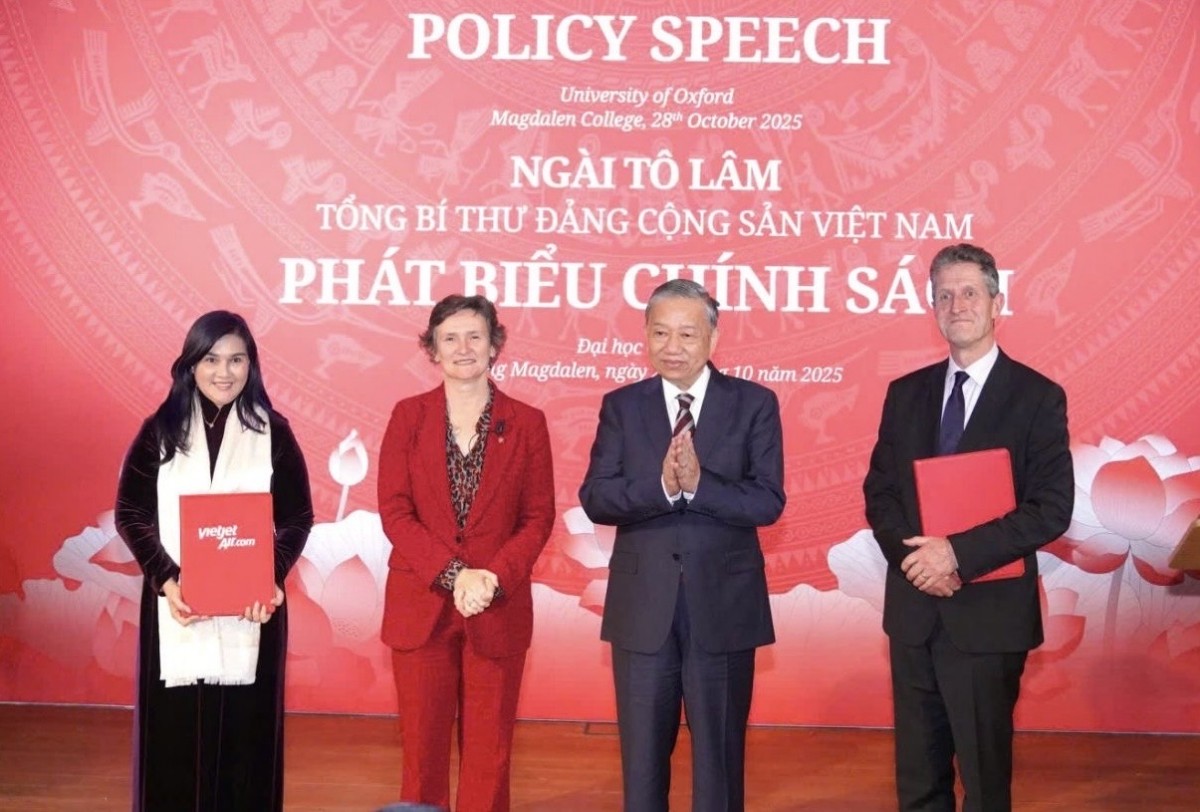 Vietjet và Đại học Oxford công bố kết quả nghiên cứu giải pháp Net Zero cho hàng không toàn cầu