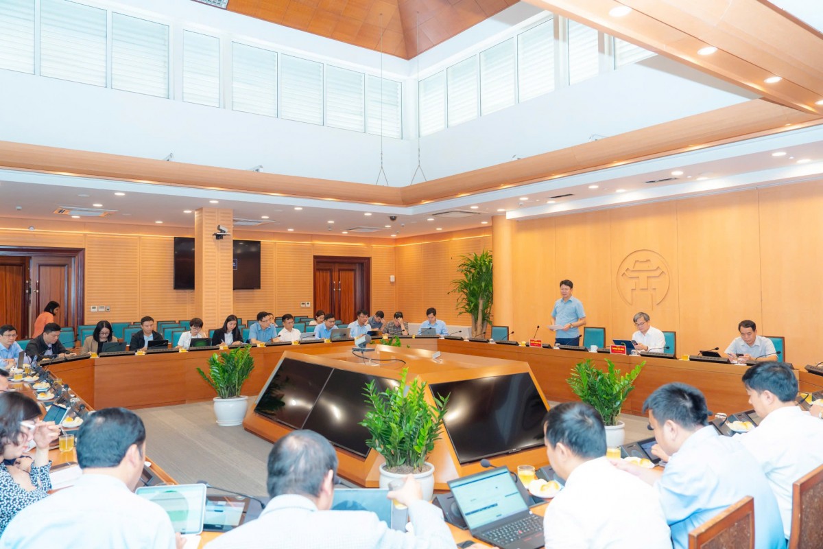 Hà Nội kiên quyết thực hiện cắt giảm, đơn giản hóa thủ tục hành chính dựa trên dữ liệu