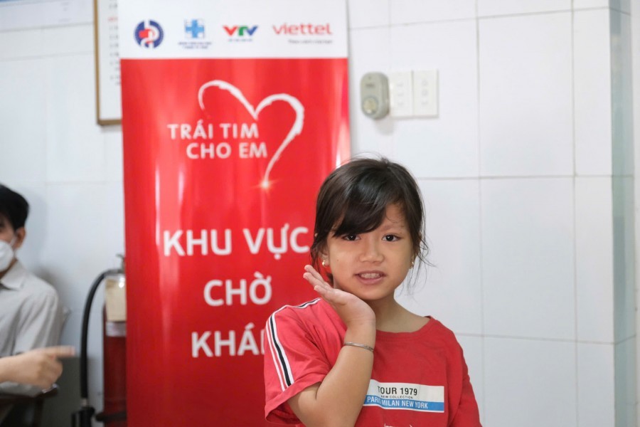 Viettel lần đầu công bố Báo cáo Phát triển Bền vững - dấu mốc hướng tới tương lai xanh trong kỷ nguyên số Viettel lần đầu công bố Báo cáo Phát triển Bền vững - dấu mốc hướng tới tương lai xanh trong kỷ nguyên số