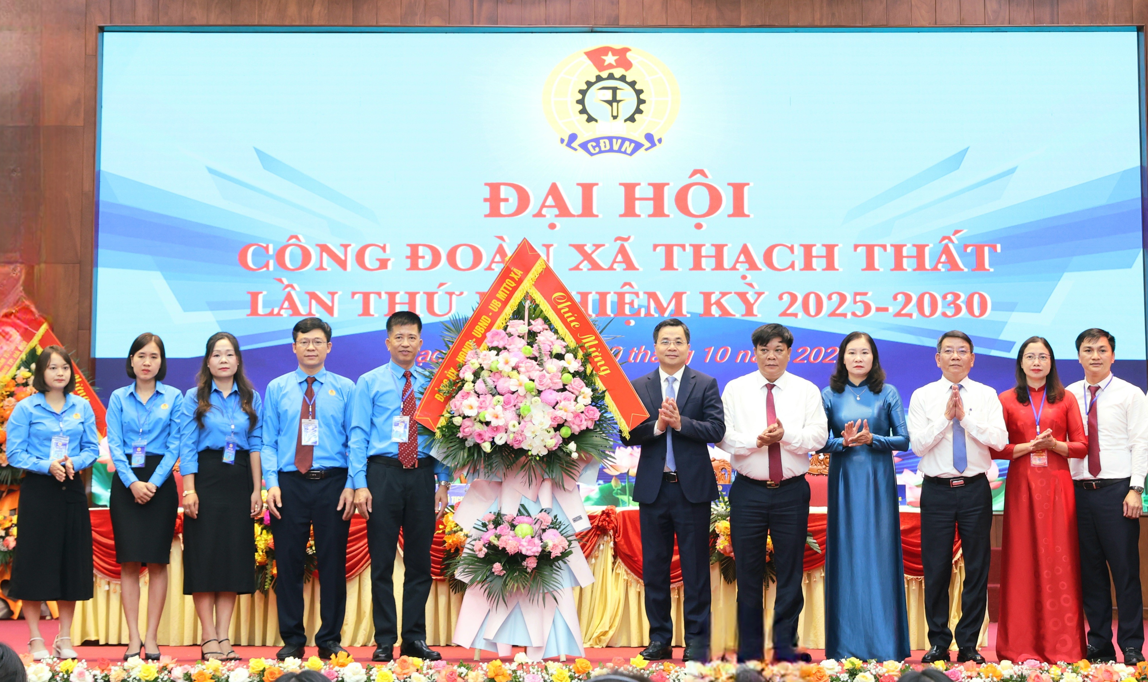 Xây dựng Công đoàn xã Thạch Thất vững mạnh, là chỗ dựa tin cậy của người lao động