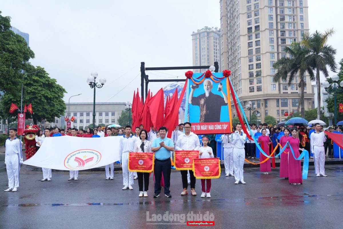 Đại hội Thể dục Thể thao phường Tây Hồ lần thứ I: Khỏe để xây dựng và bảo vệ Tổ quốc