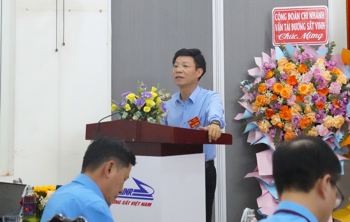 Phát huy tinh thần đoàn kết, đổi mới, nâng cao đời sống cho người lao động