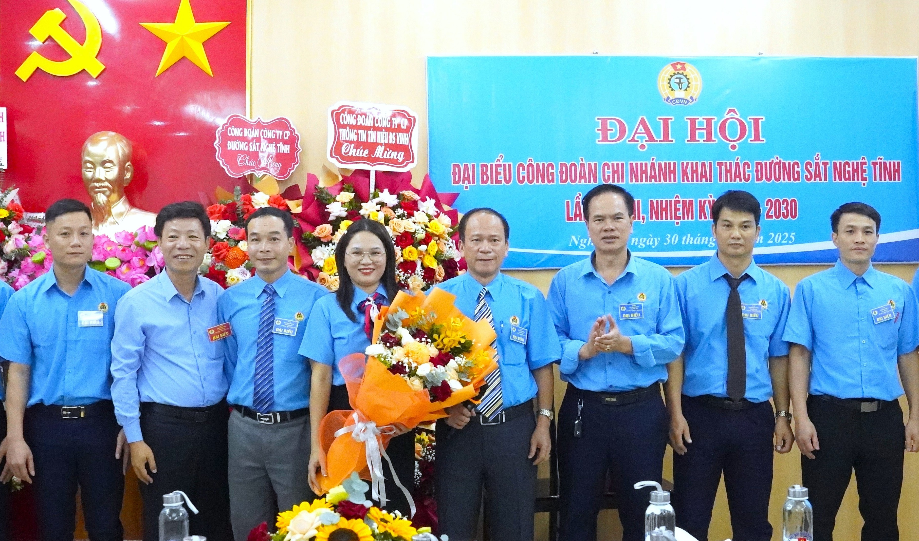 Phát huy tinh thần đoàn kết, đổi mới, nâng cao đời sống cho người lao động