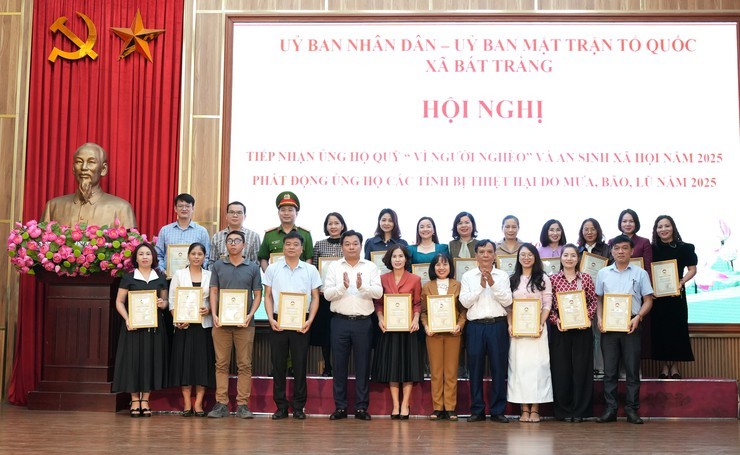 Xã Bát Tràng: Lan toả tinh thần nhân ái, “không ai bị bỏ lại phía sau”