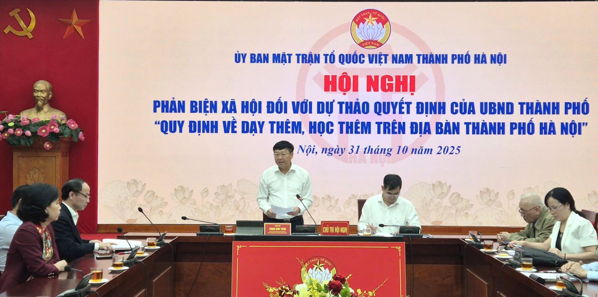 Phản biện xã hội về quy định dạy thêm, học thêm: Kiến nghị minh bạch hóa và tăng cường giám sát