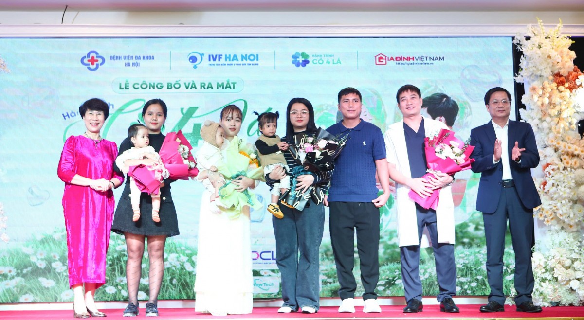 Hành trình Cỏ Bốn Lá”: Trao cơ hội, gieo hy vọng cho những gia đình hiếm muộn Hành trình Cỏ Bốn Lá”: Trao cơ hội, gieo hy vọng cho những gia đình hiếm muộn