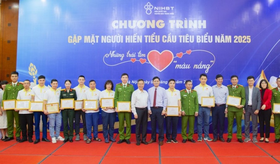 Tôn vinh 180 tấm gương hiến máu, hiến tiểu cầu tiêu biểu