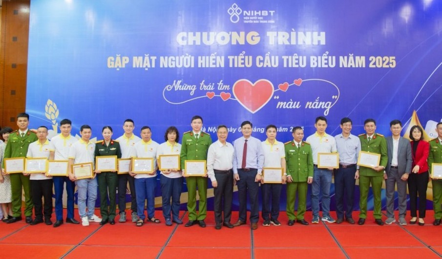 Tôn vinh 180 tấm gương hiến máu, hiến tiểu cầu tiêu biểu