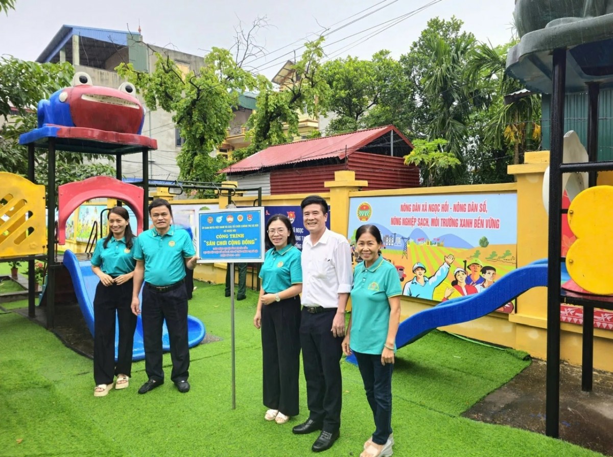 Hà Nội lan tỏa phong trào “Dân vận khéo” bằng những công trình thiết thực Hà Nội lan tỏa phong trào “Dân vận khéo” bằng những công trình thiết thực