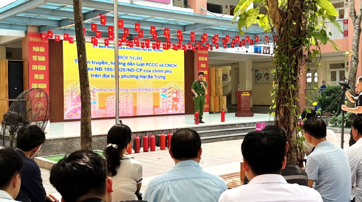 Hà Nội tăng cường đảm bảo an toàn phòng cháy, chữa cháy từ cơ sở Hà Nội tăng cường đảm bảo an toàn phòng cháy, chữa cháy từ cơ sở