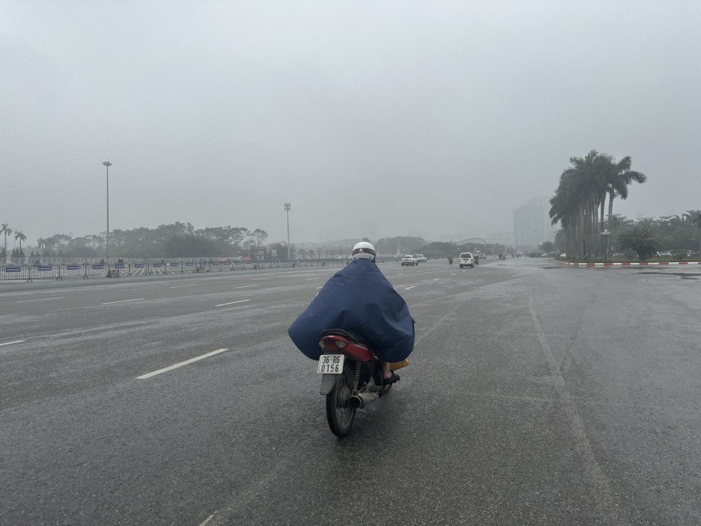 Dự báo thời tiết Hà Nội ngày 3/11: Mưa rải rác, trời lạnh