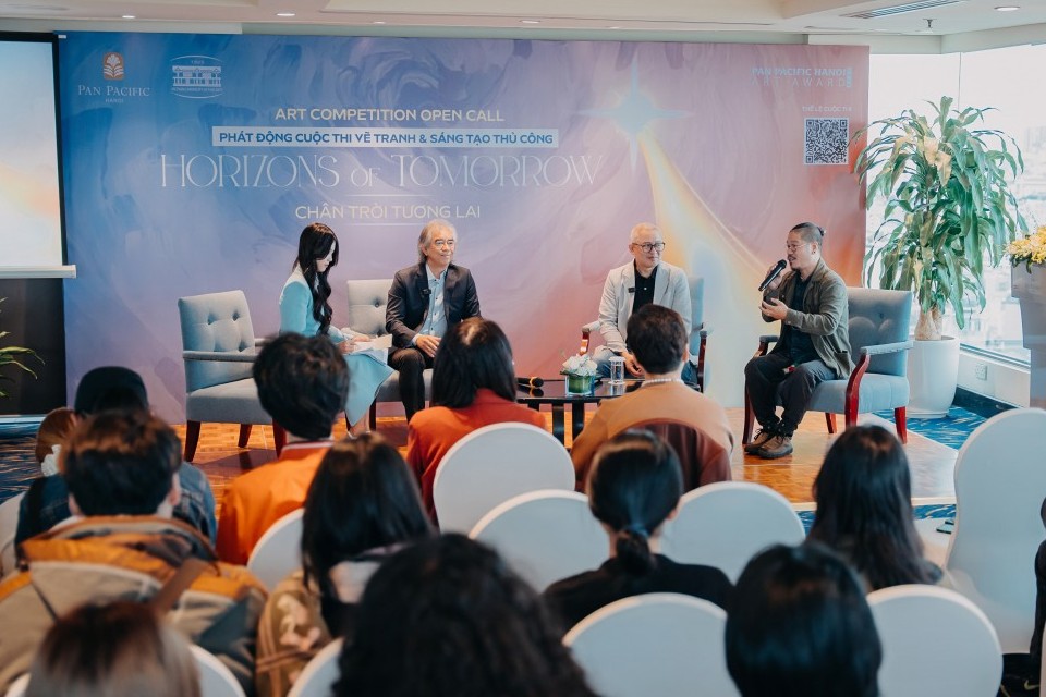 Khởi động với cuộc thi vẽ tranh và sáng tạo nghệ thuật “Chân trời tương lai”