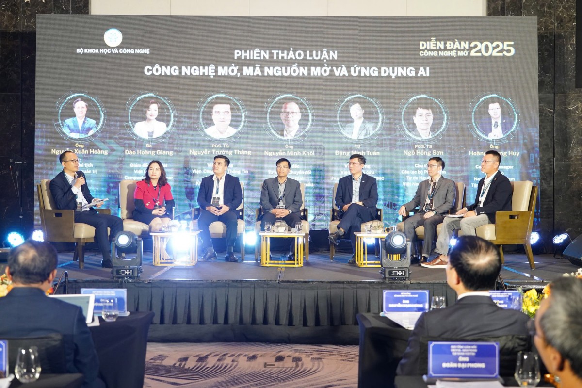 Thúc đẩy phát triển trí tuệ nhân tạo phục vụ chuyển đổi số quốc gia