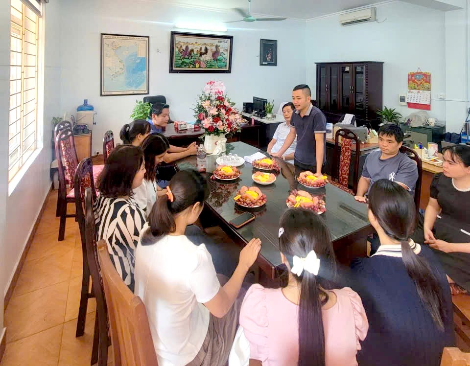 Tăng cường đối thoại xây dựng quan hệ lao động hài hòa Tăng cường đối thoại xây dựng quan hệ lao động hài hòa