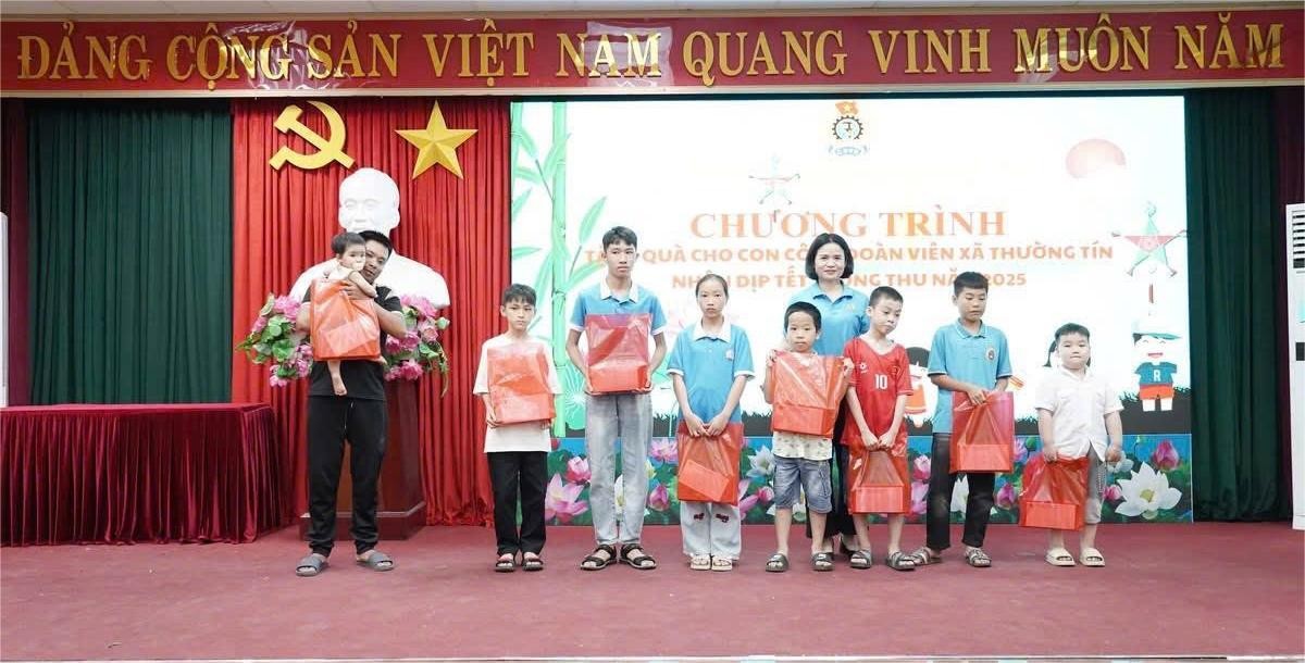Công đoàn xã Thường Tín phát huy vai trò chăm lo, đồng hành cùng người lao động