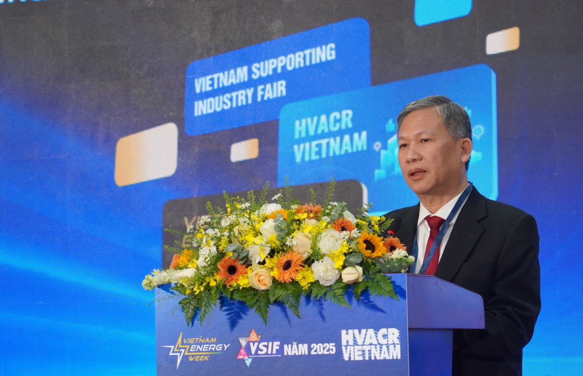 Khai mạc chuỗi triển lãm về năng lượng và sản phẩm công nghiệp hỗ trợ Việt Nam Khai mạc chuỗi triển lãm về năng lượng và sản phẩm công nghiệp hỗ trợ Việt Nam