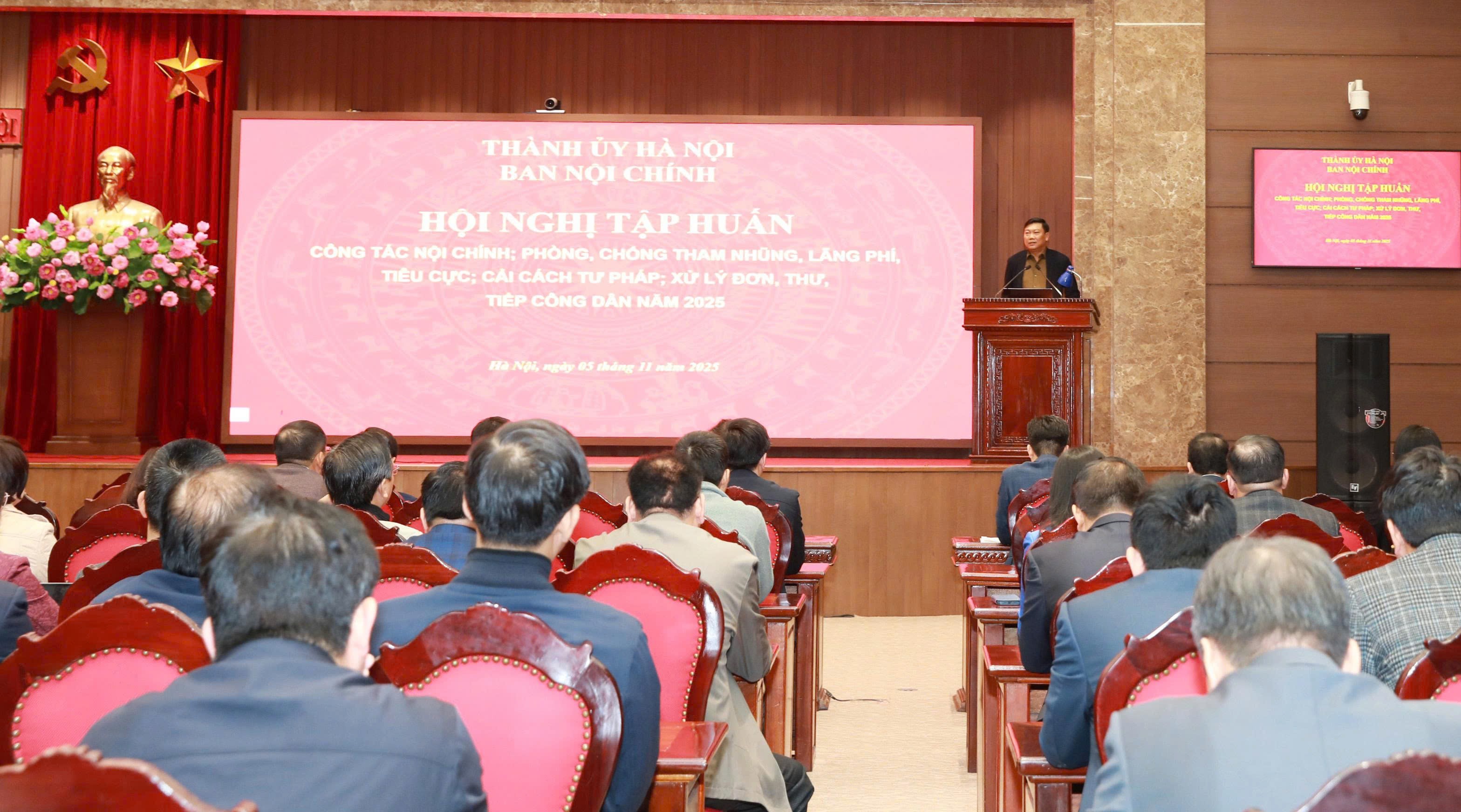 Tập huấn nghiệp vụ về công tác nội chính; phòng, chống tham nhũng, lãng phí, tiêu cực