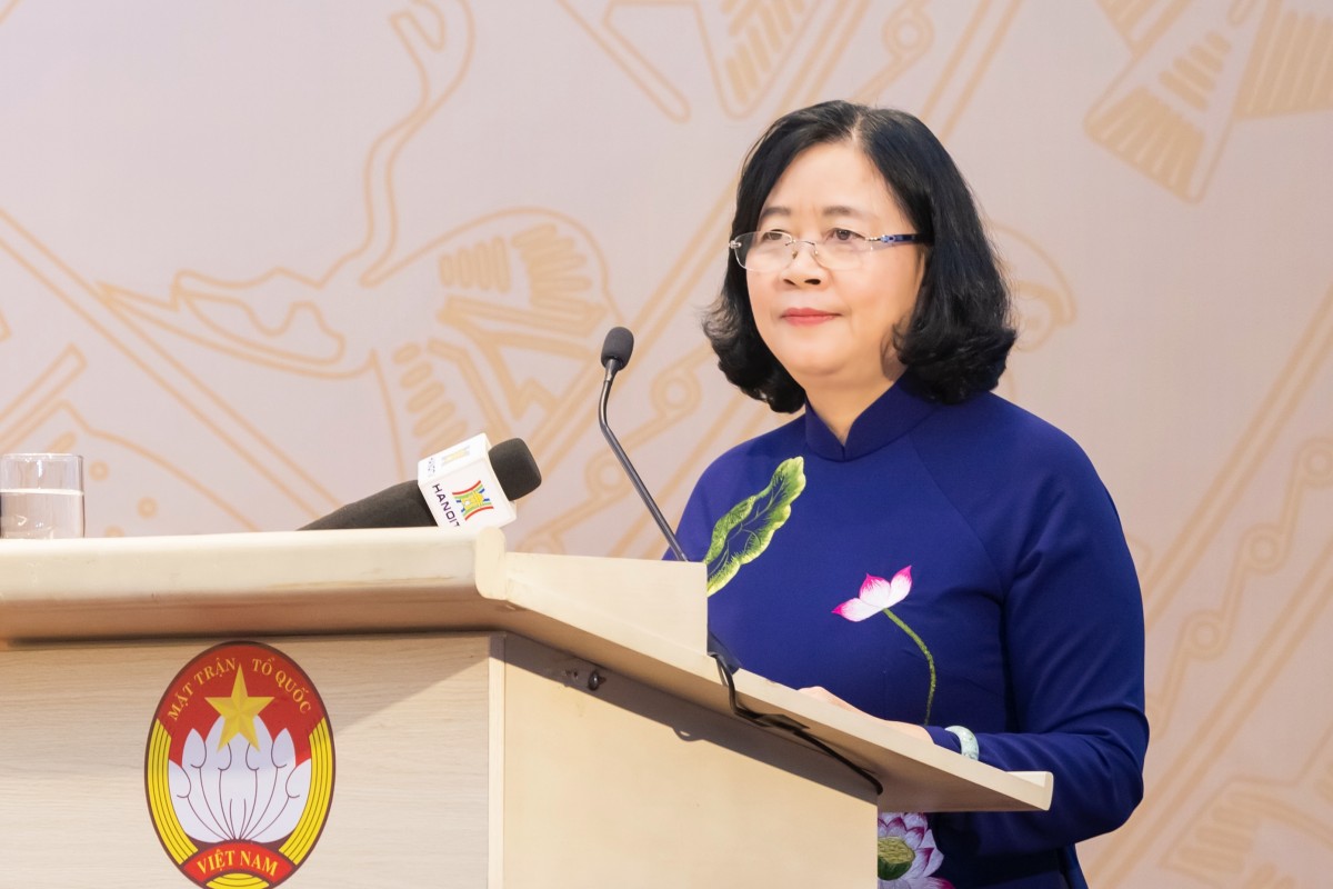 Bà Bùi Thị Minh Hoài giữ chức Chủ tịch Ủy ban Trung ương MTTQ Việt Nam khóa X, nhiệm kỳ 2024 - 2029 Bà Bùi Thị Minh Hoài giữ chức Chủ tịch Ủy ban Trung ương MTTQ Việt Nam khóa X, nhiệm kỳ 2024 - 2029