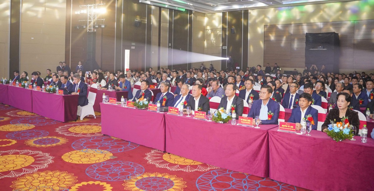 Cảng Nghệ Tĩnh: Bến cảng anh hùng, 70 năm nâng tầm vị thế - vững bước tương lai