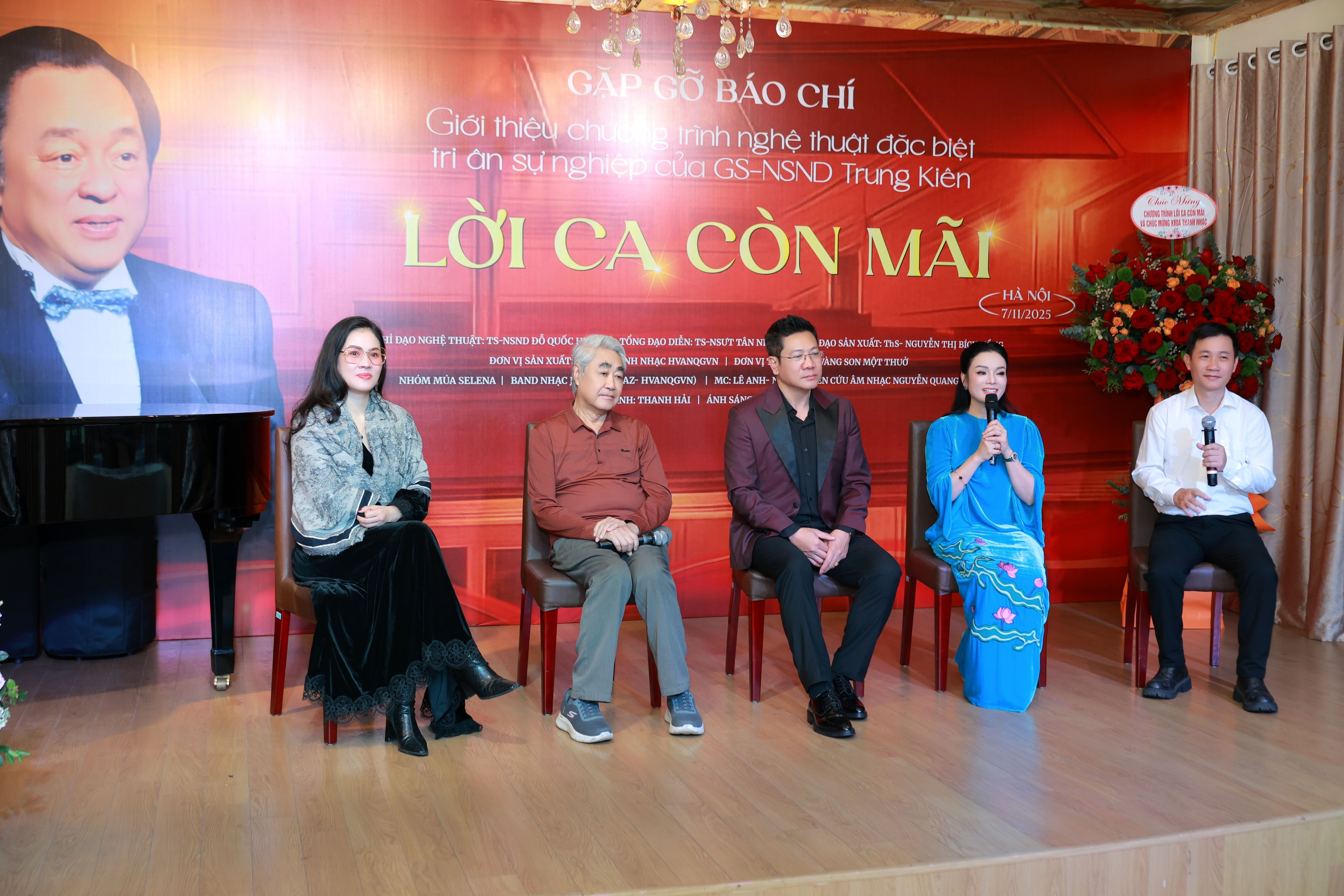 “Lời ca còn mãi” - Đêm nhạc tri ân NSND Trung Kiên