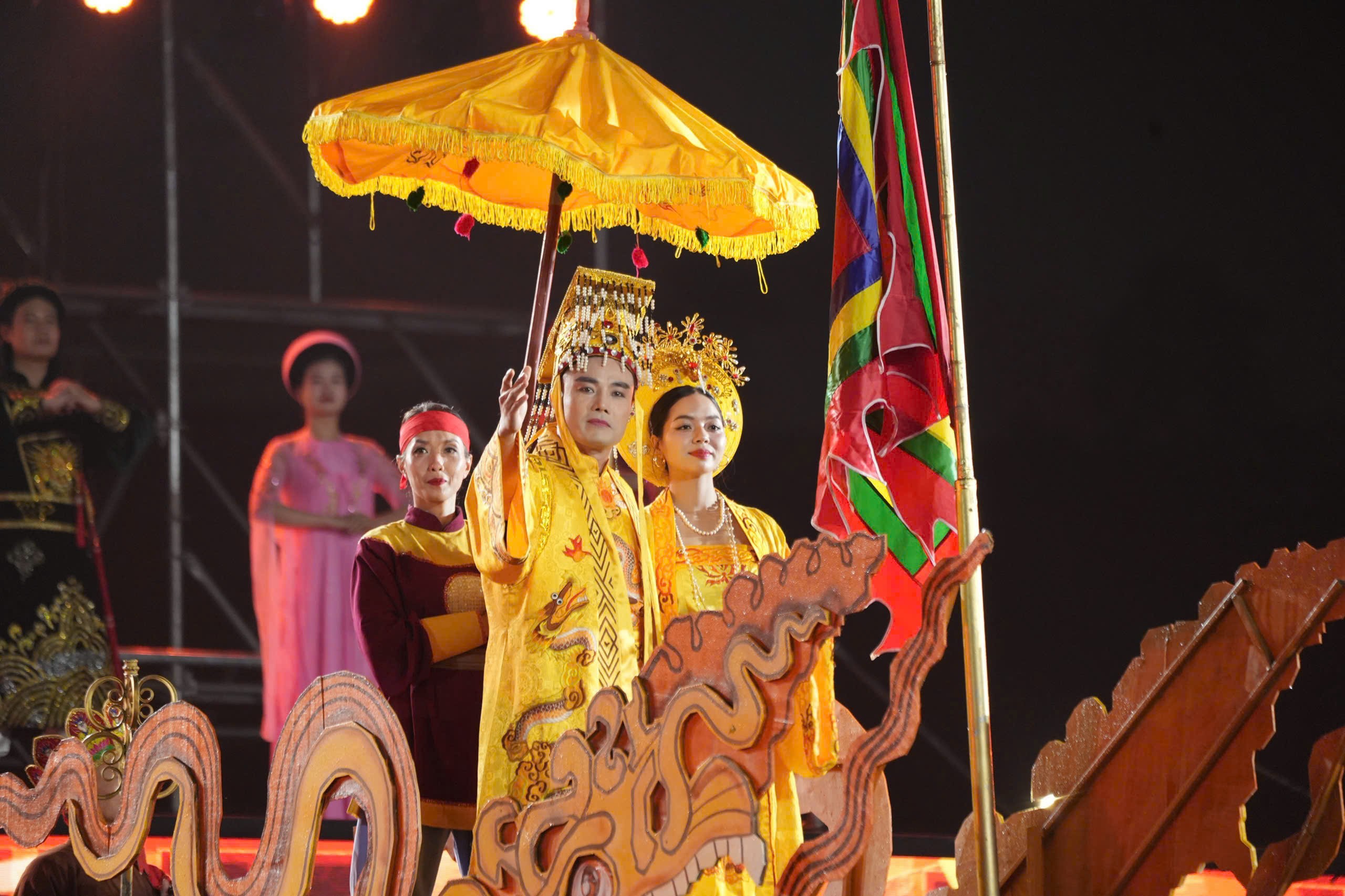 Khai mạc Festival Thăng Long - Hà Nội lần thứ nhất năm 2025: Di sản kết nối thời đại